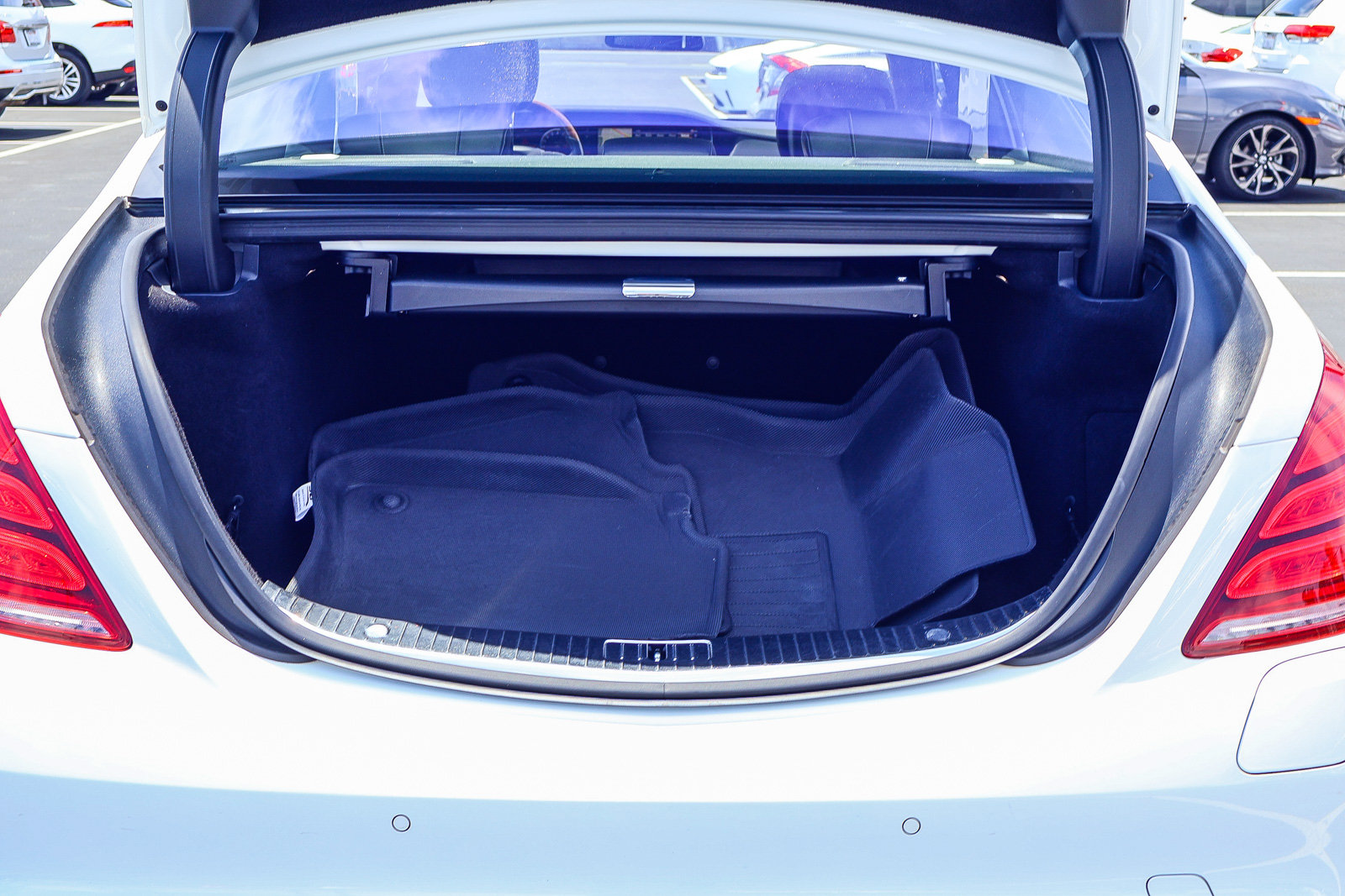 Used 2015 Mercedes-Benz S 550e Plug-In Hybrid Sedan image 15