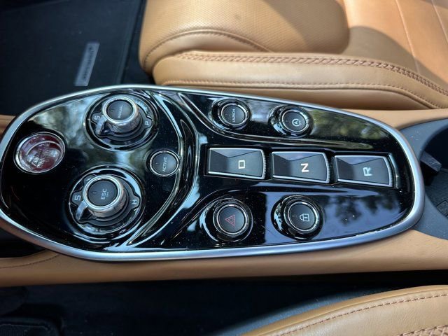 Used 2023 McLaren GT image 32
