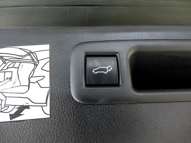 Used 2024 Toyota Highlander XLE image 26