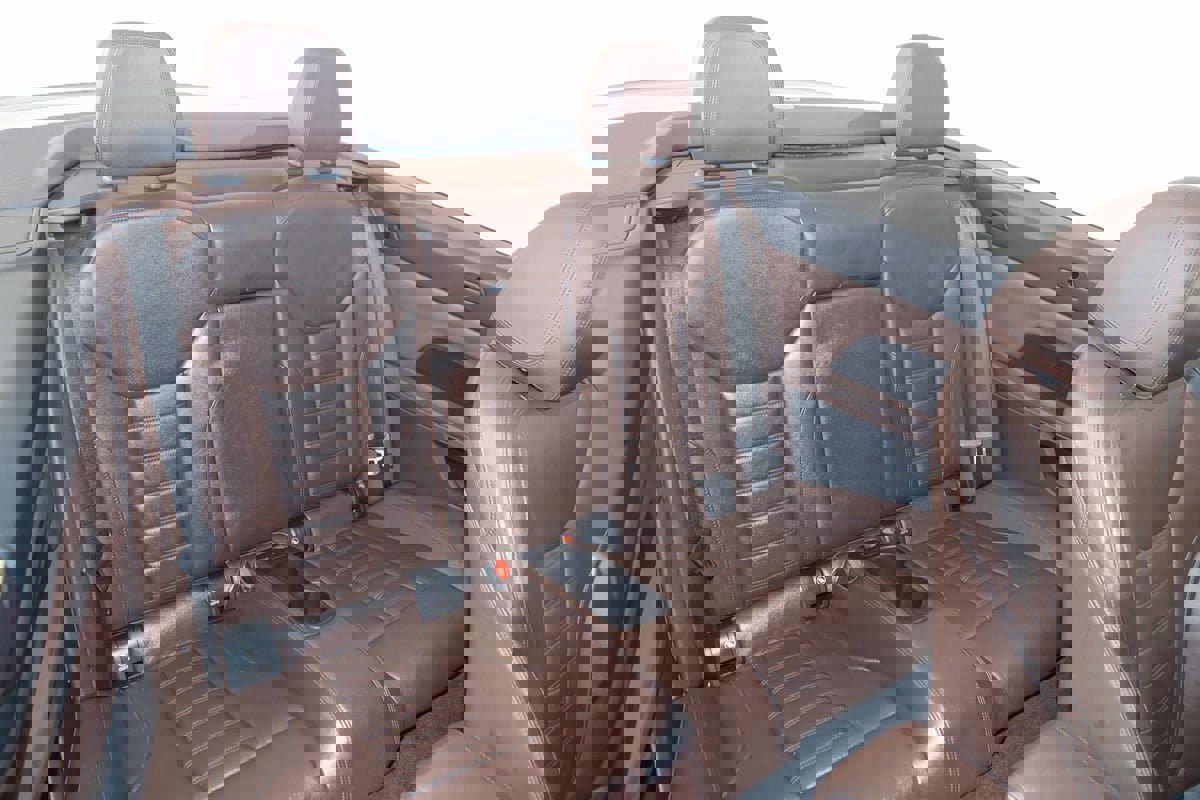 Used 2021 BMW 430i Convertible w/ Convenience Package image 13