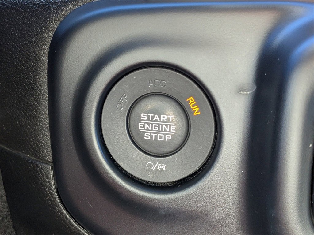 Used 2020 Jeep Wrangler Unlimited Sport image 26