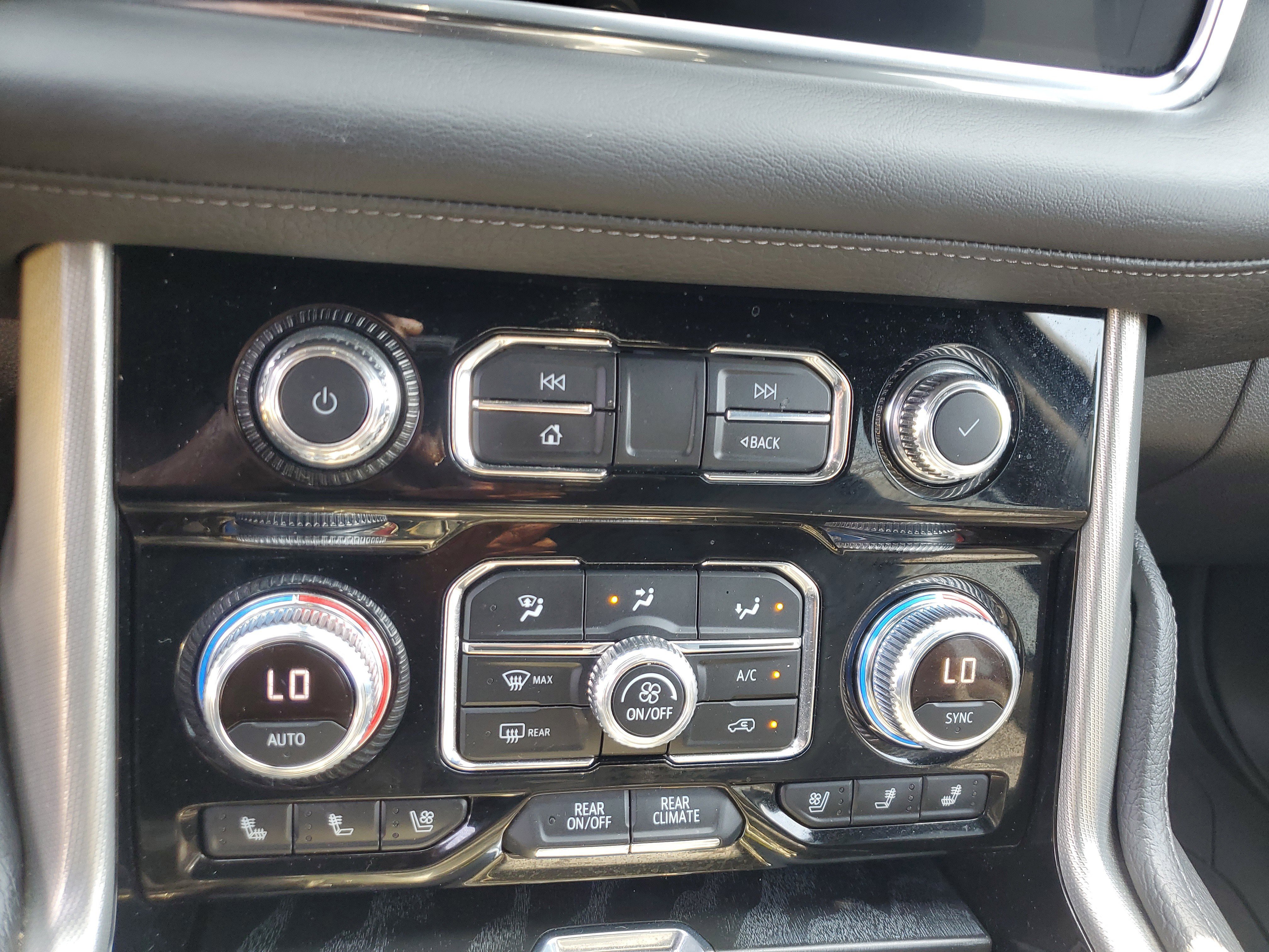 Used 2021 GMC Yukon Denali AWD/4WD image 20