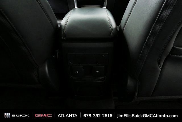 Used 2022 Ford Explorer XLT w/ Equipment Group 202A image 21