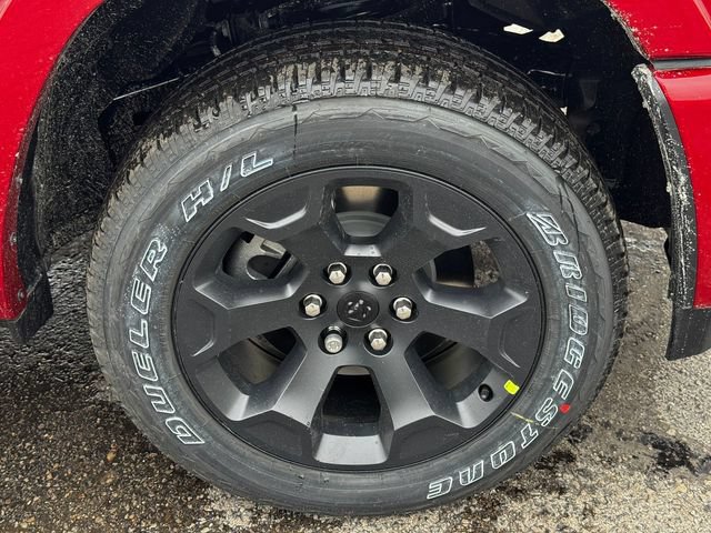 New 2026 RAM 1500 4x4 Crew Cab image 9