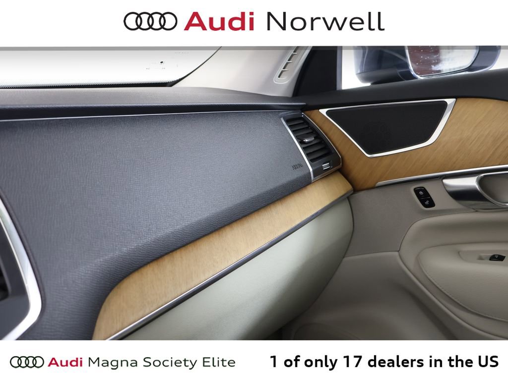 Used 2021 Volvo XC90 T6 Momentum image 7