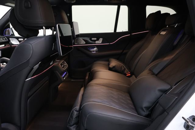 Used 2026 Mercedes-Benz Maybach GLS 600 4MATIC image 93