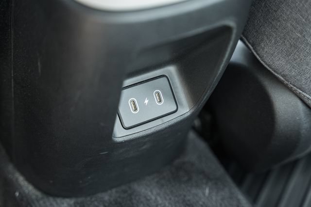 Used 2024 Hyundai Elantra Limited FWD image 37