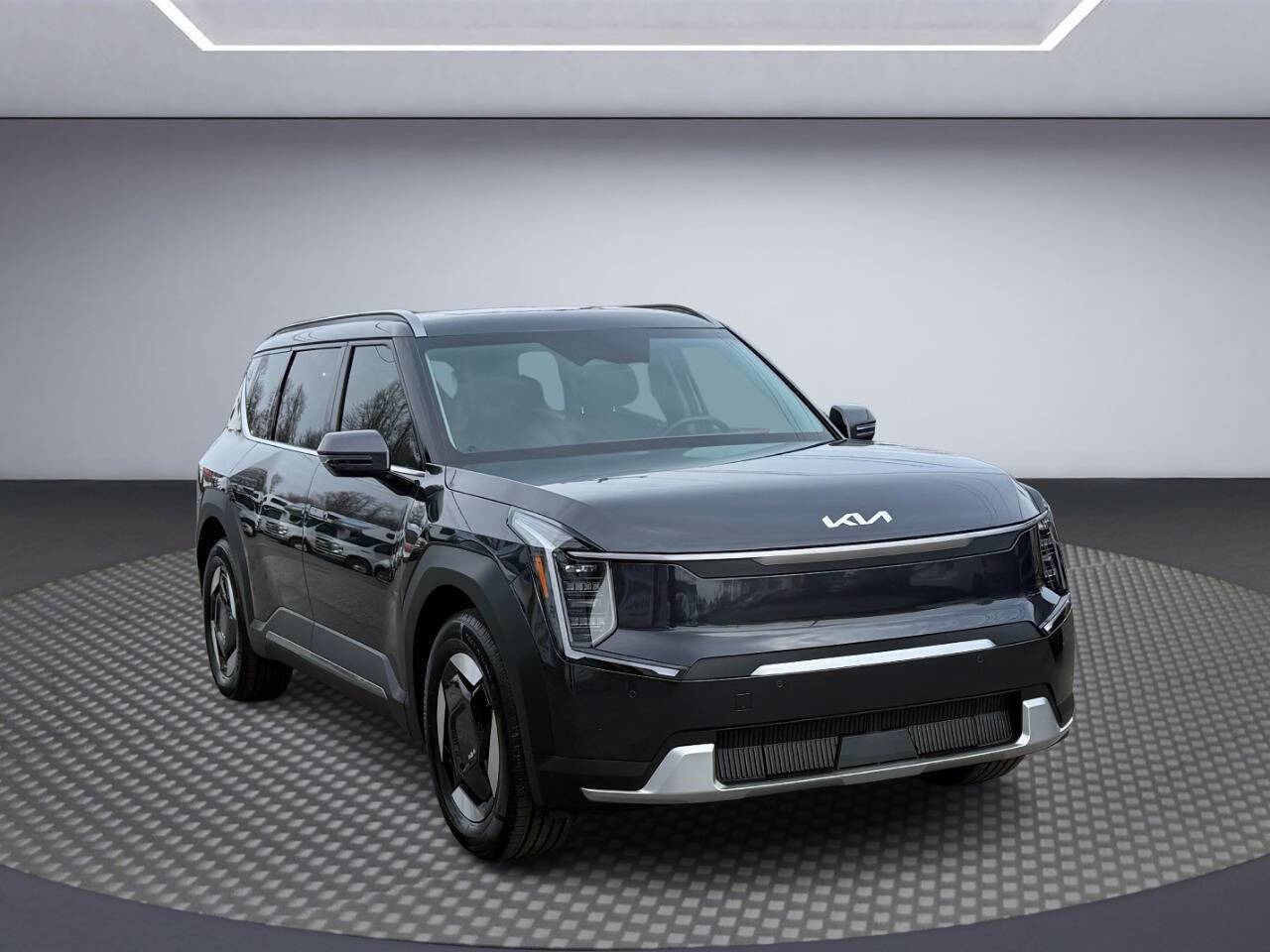 Used 2024 Kia EV9 Wind image 1