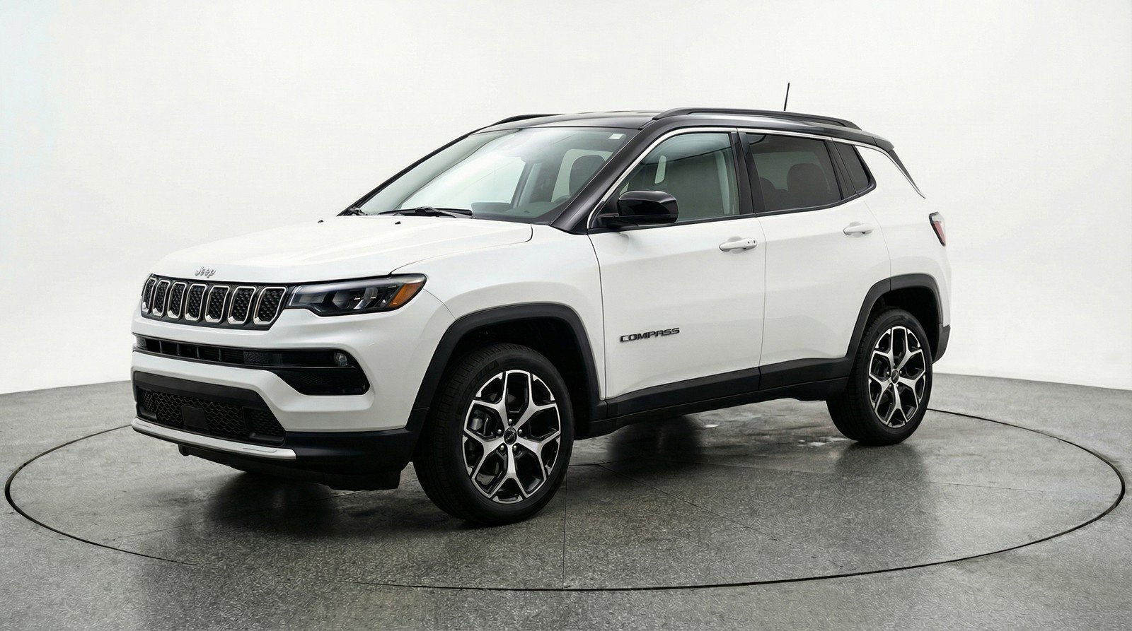 Used 2025 Jeep Compass Limited image 3