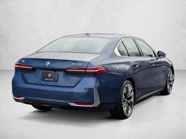New 2026 BMW i5 eDrive40 w/ Premium Package AWD/4WD image 2