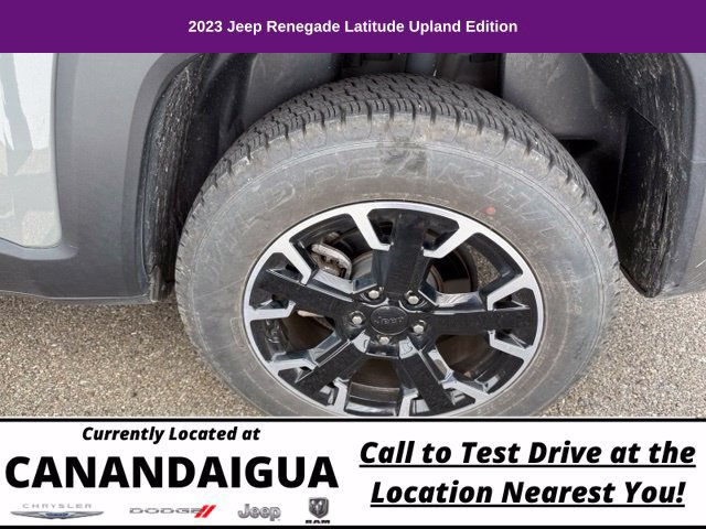 Used 2023 Jeep Renegade Latitude w/ Sun/Sound Group AWD/4WD image 24