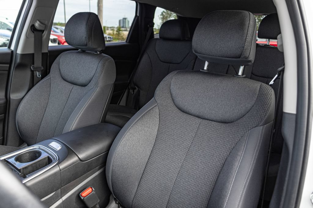Certified 2023 Hyundai Santa Fe SEL w/ Cargo Package FWD image 13