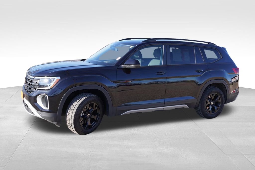 Used 2024 Volkswagen Atlas Peak Edition SEL image 10