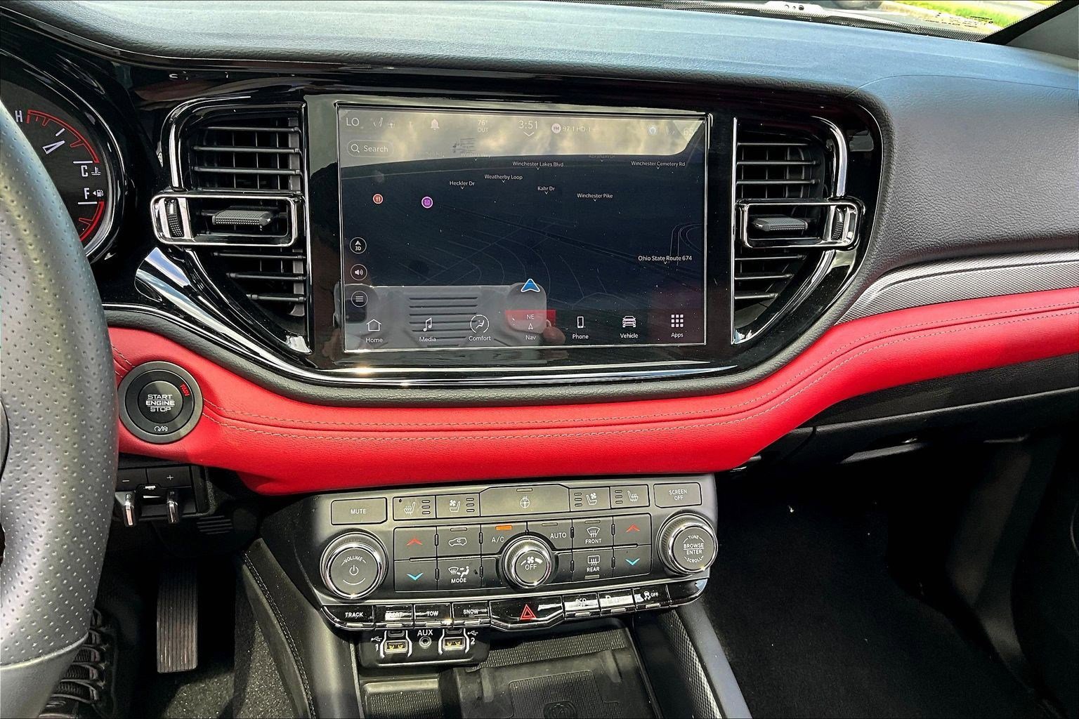Used 2022 Dodge Durango R/T w/ Tow 'N Go Package AWD/4WD image 15