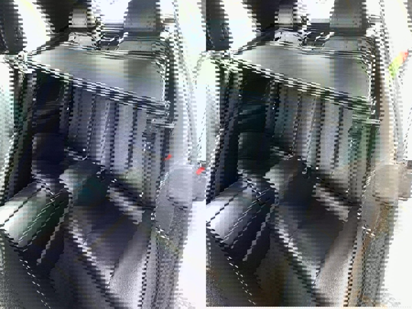 Used 2013 BMW 640i Convertible image 18