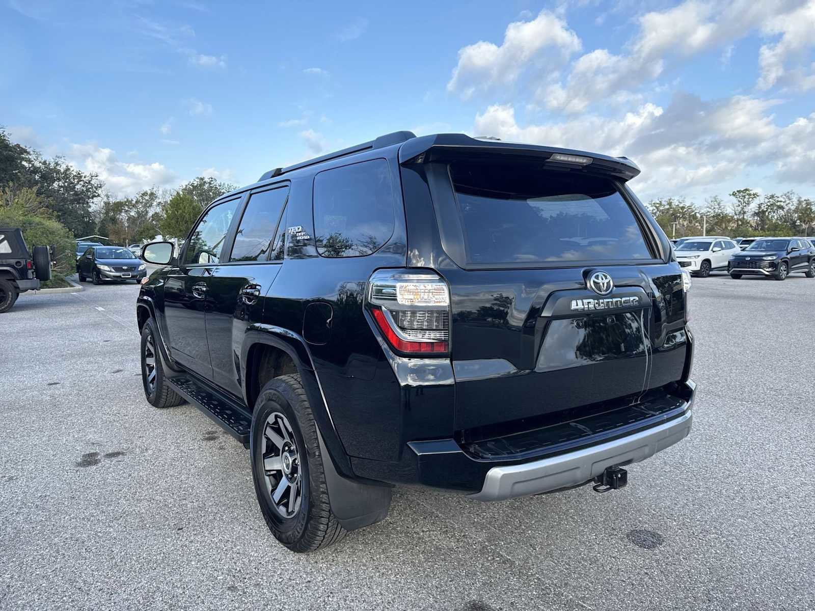 Used 2024 Toyota 4Runner TRD Off-Road Premium image 4
