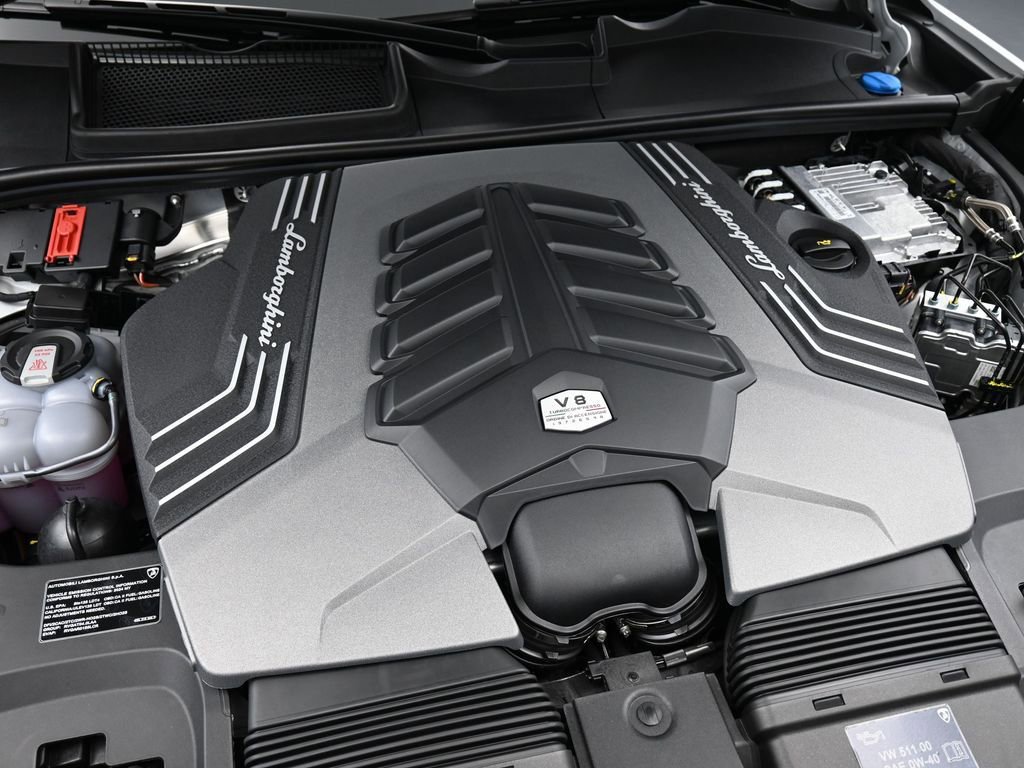 Used 2024 Lamborghini Urus Performante image 38