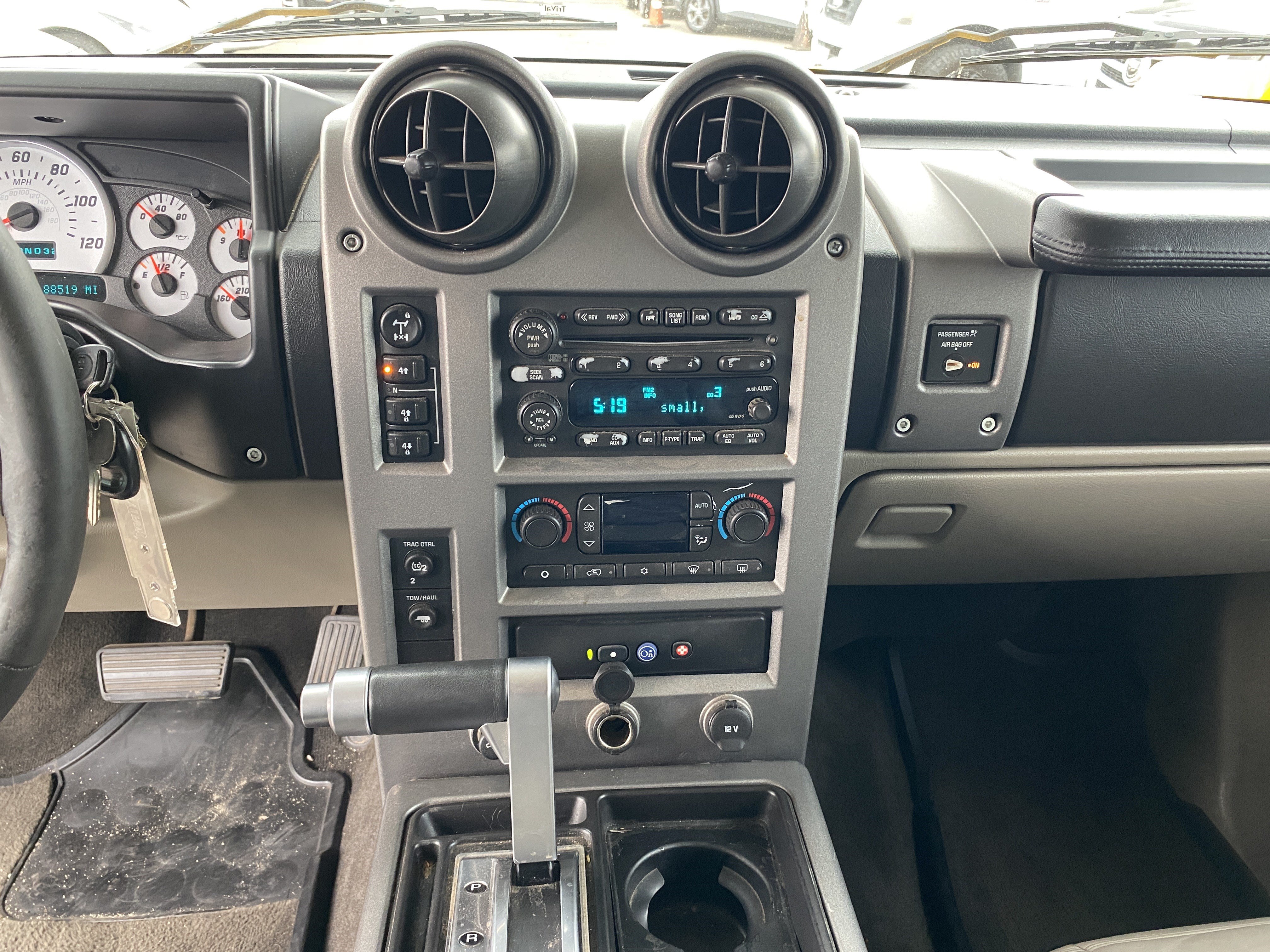 Used 2003 HUMMER H2 w/ Preferred Equipment Group AWD/4WD image 13