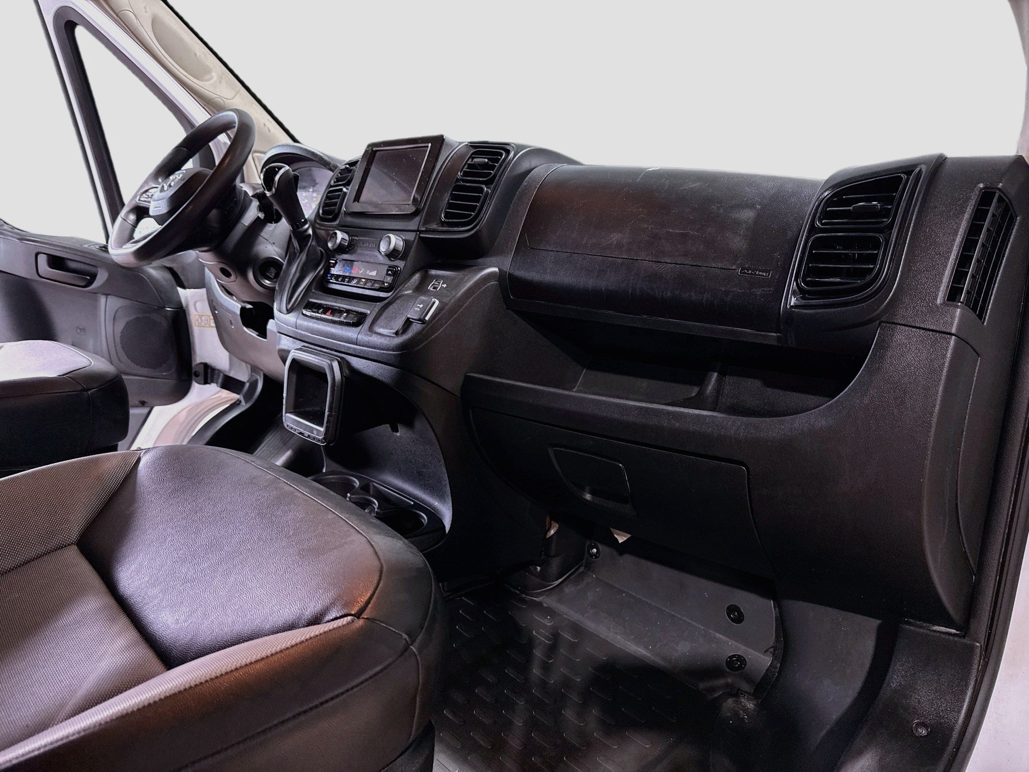 Used 2025 RAM ProMaster 2500 w/ Convenience Group FWD image 28