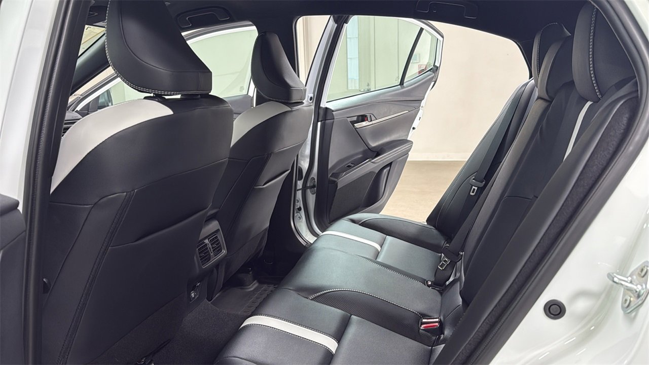 Certified 2025 Toyota Camry SE image 15