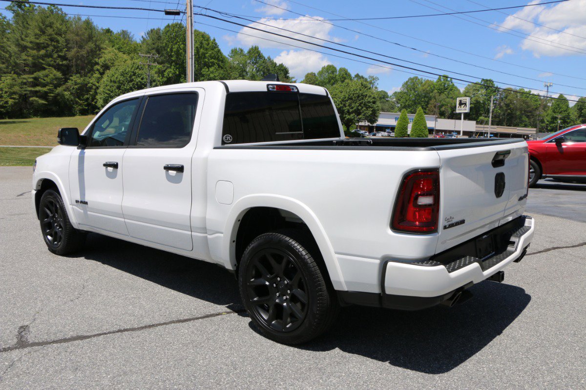 Used 2026 RAM 1500 Laramie w/ Night Edition AWD/4WD image 3