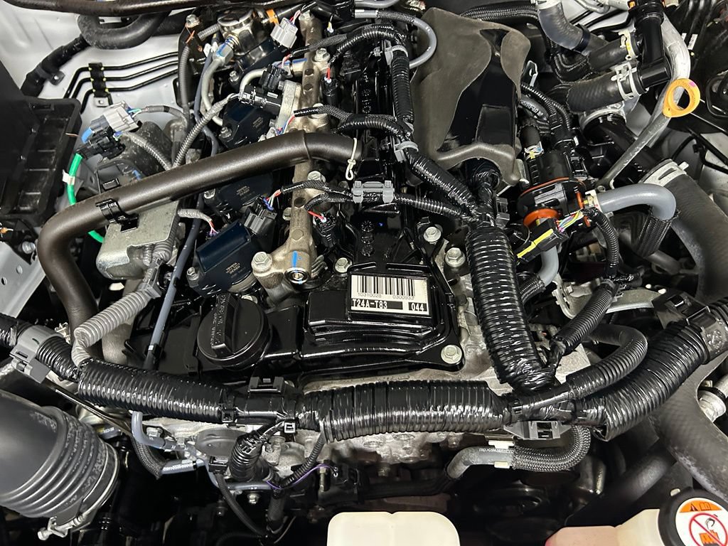 Certified 2024 Toyota Tacoma SR AWD/4WD image 10