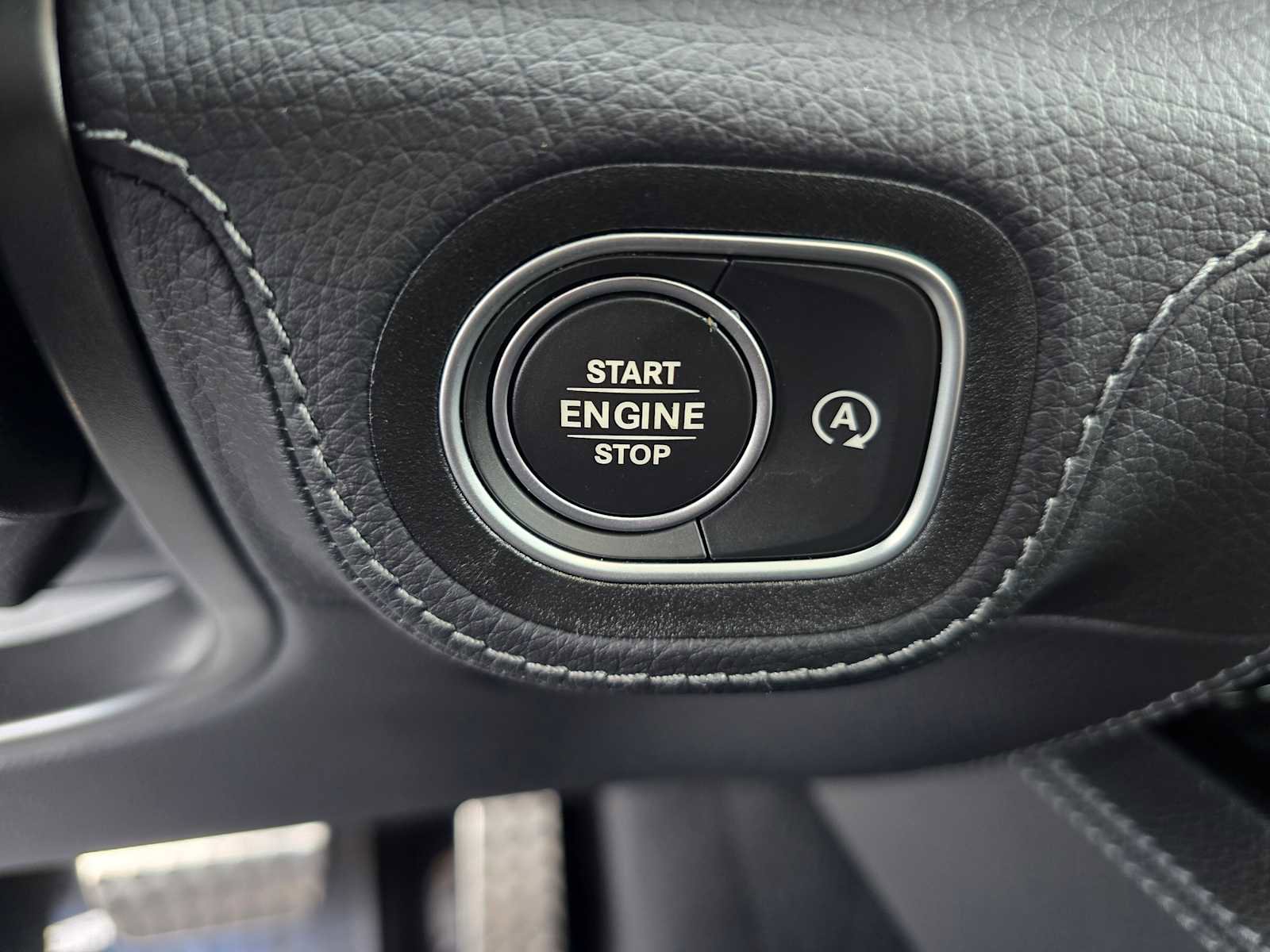 Used 2024 Mercedes-Benz GLS 580 4MATIC image 38