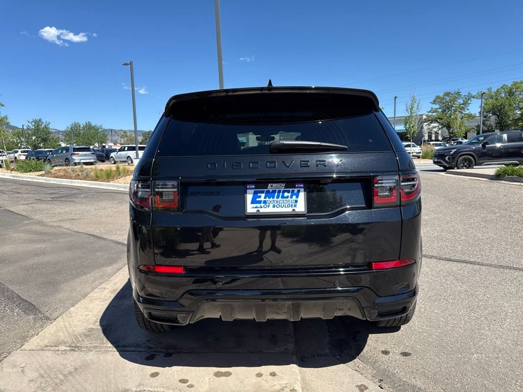 Used 2024 Land Rover Discovery Sport Dynamic SE AWD/4WD image 4