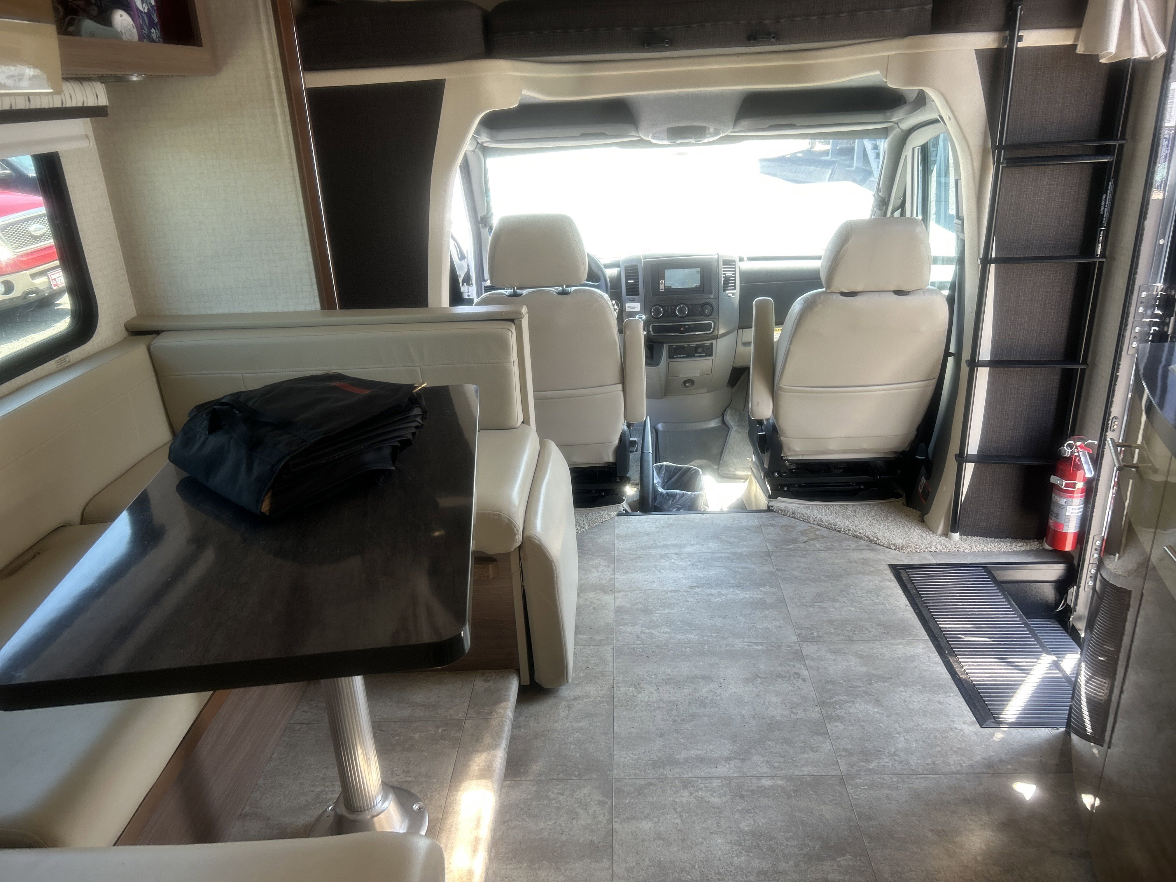 Used 2015 Mercedes-Benz Sprinter 3500 image 55
