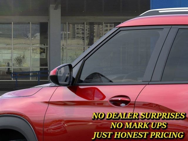 New 2026 Chevrolet TrailBlazer LT w/ Driver Confidence Package FWD image 12