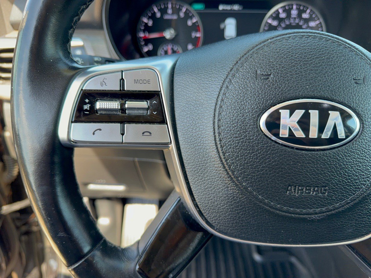 Used 2021 Kia Telluride SX w/ Towing Package AWD/4WD image 18