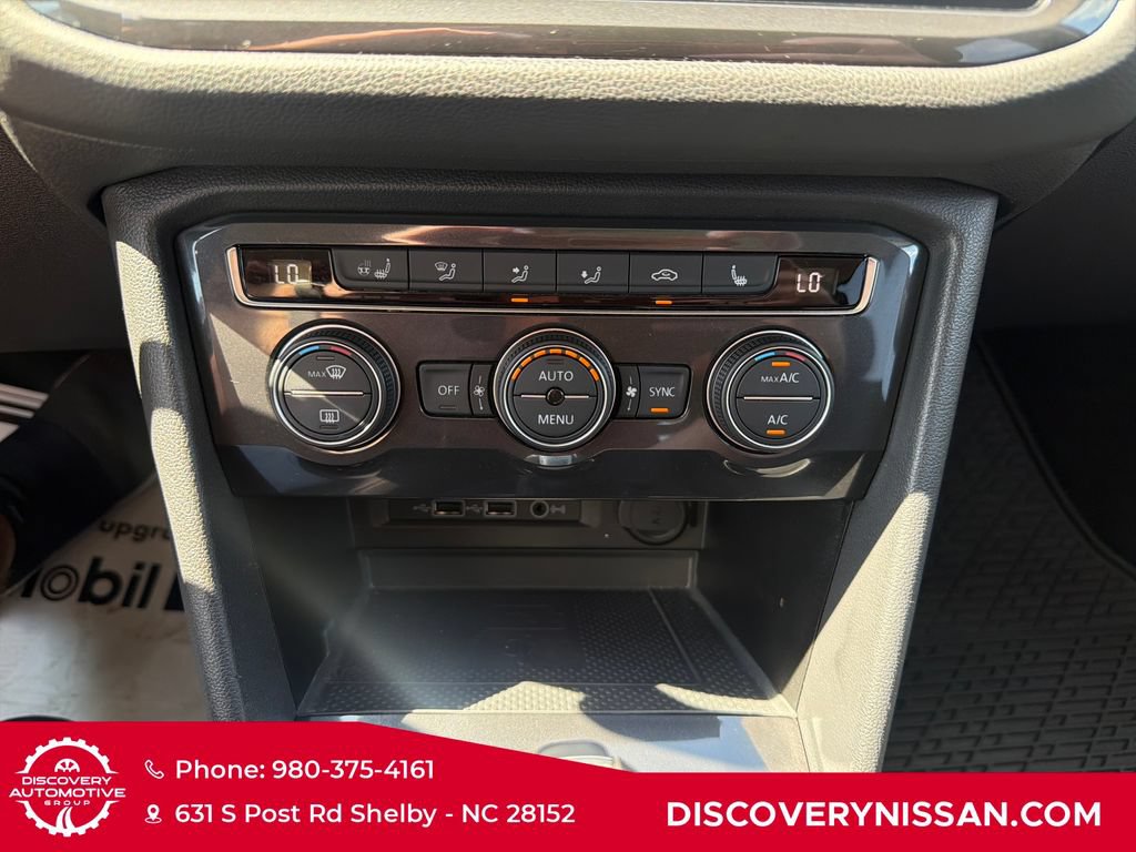 Used 2020 Volkswagen Tiguan SEL AWD/4WD image 21