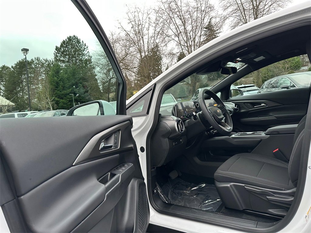 New 2026 Chevrolet Equinox EV LT image 20