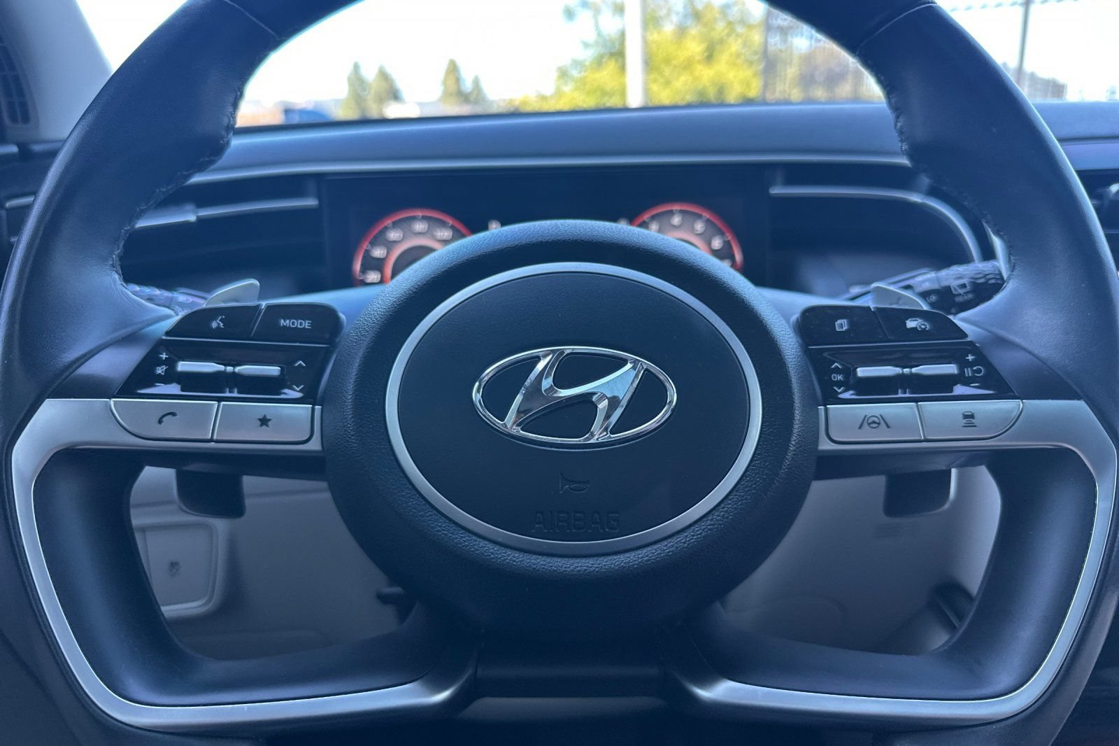 Used 2022 Hyundai Tucson Limited AWD/4WD image 33