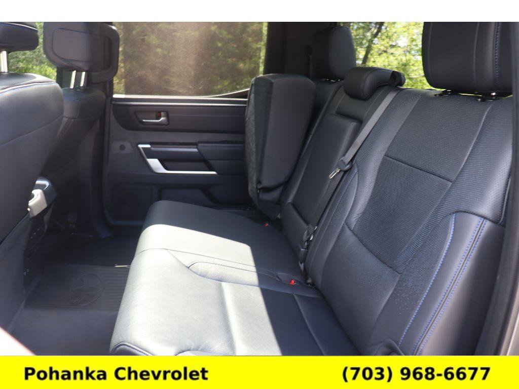 Used 2024 Toyota Tundra Platinum AWD/4WD image 31