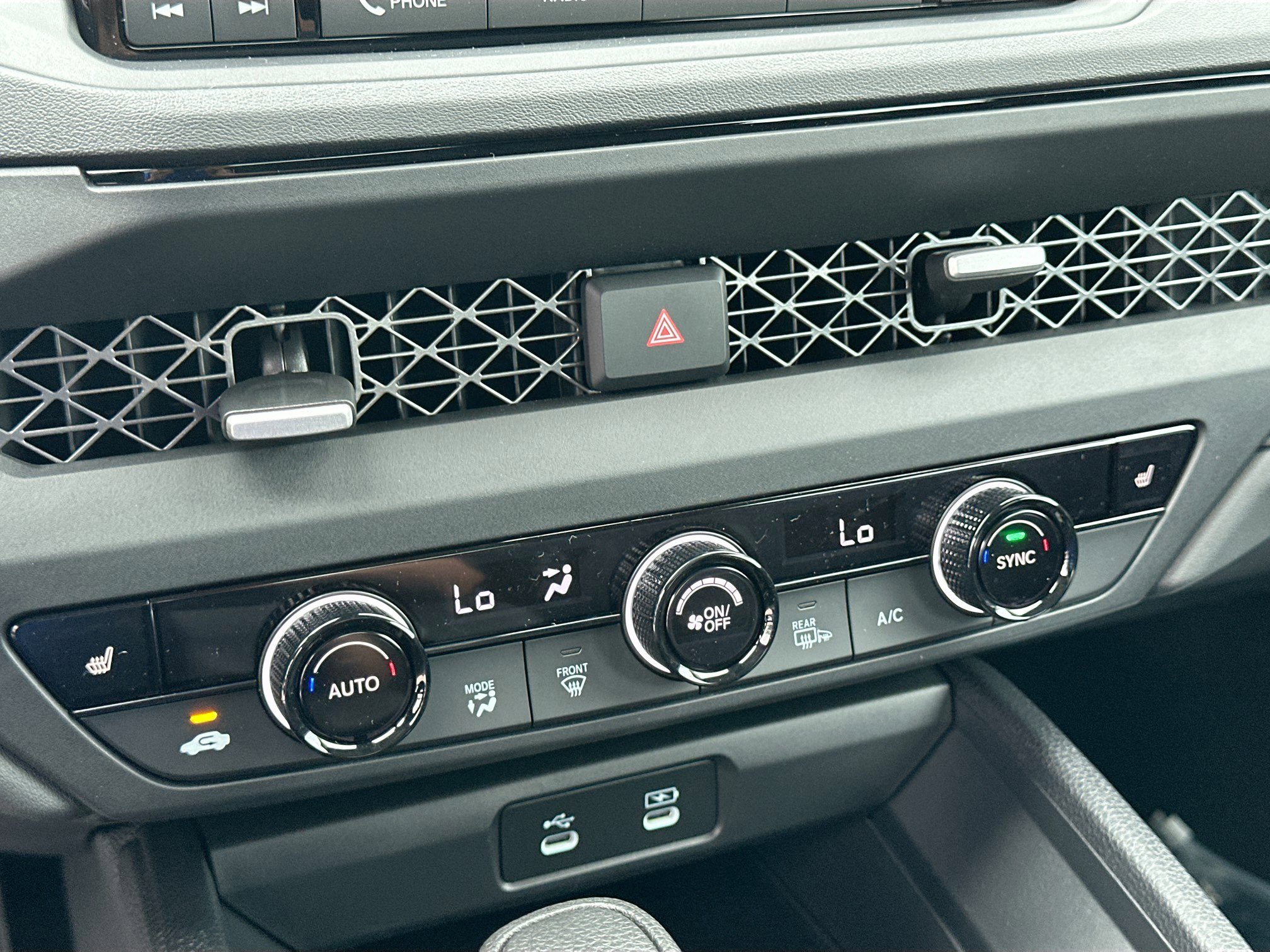 New 2025 Honda Accord SE image 12