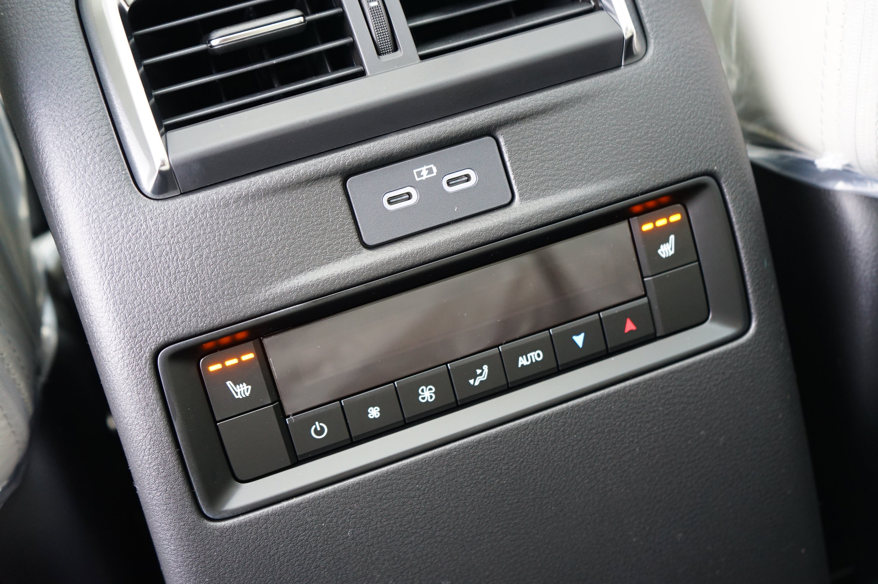 New 2026 MAZDA CX-90 Plug-In Hybrid w/ Premium Plus image 27