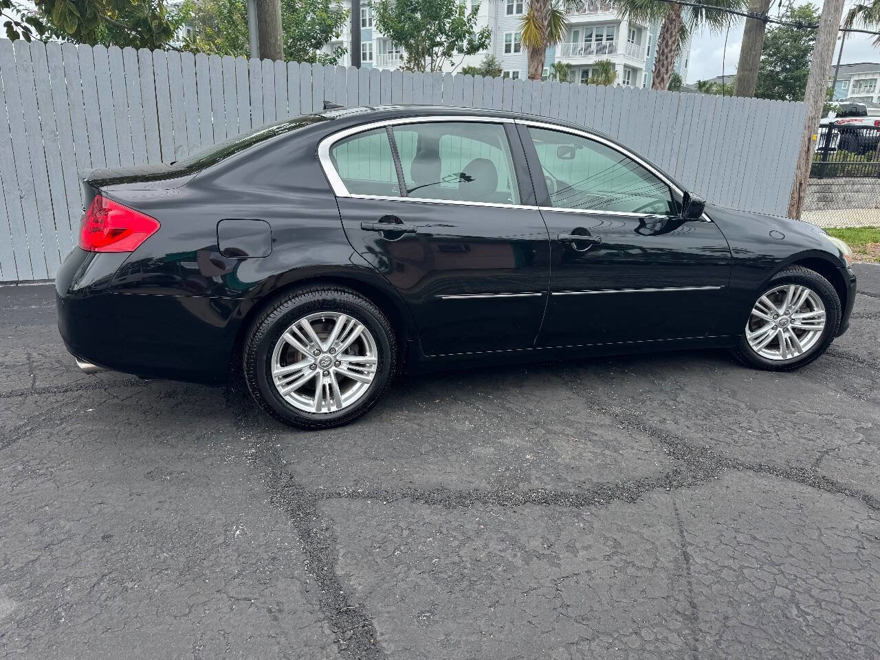 Used 2013 INFINITI G37 x Sedan w/ Premium Pkg image 19