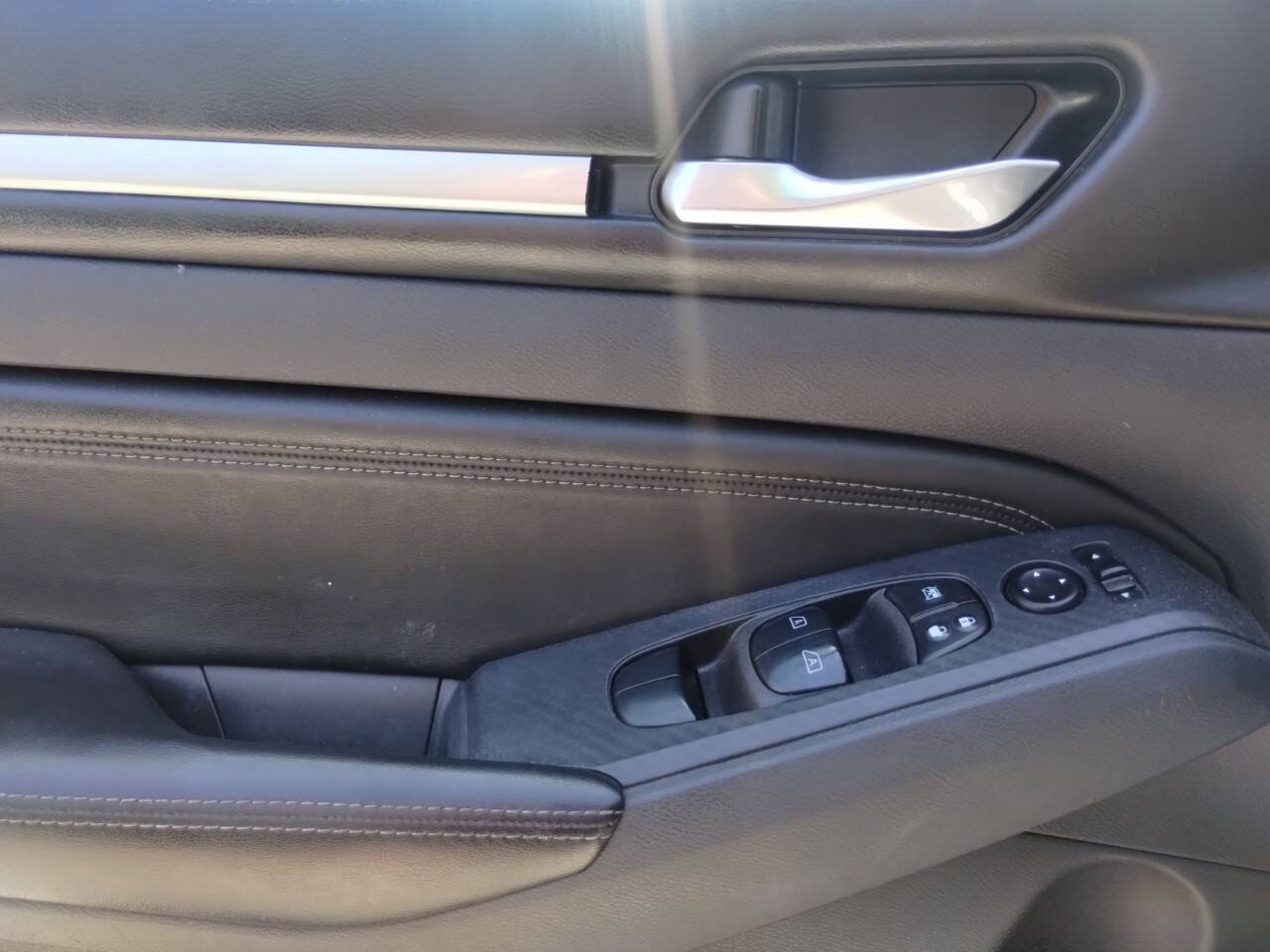 Used 2019 Nissan Altima 2.5 SL FWD image 21