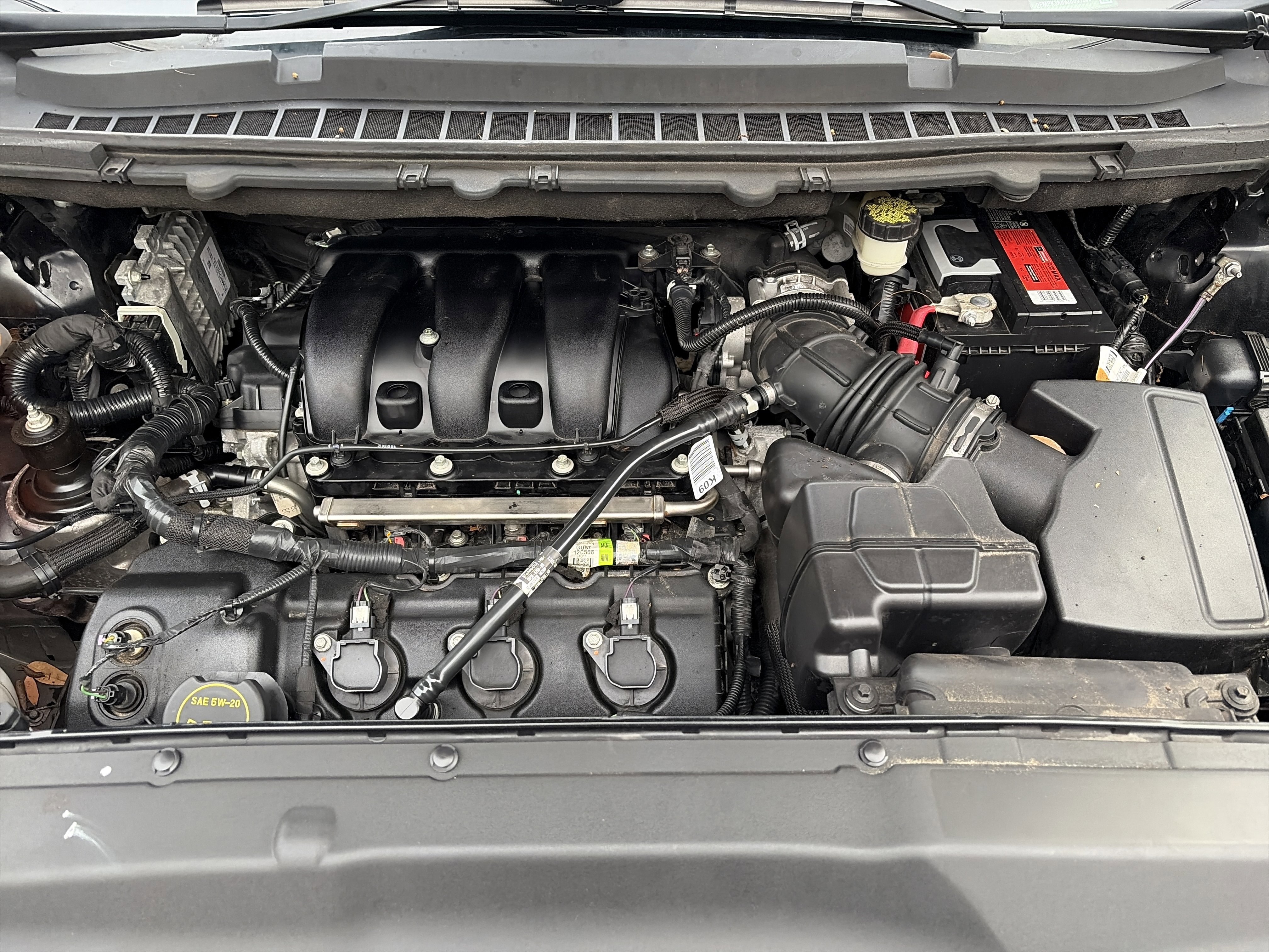 Used 2018 Ford Edge Titanium w/ Technology Package image 23