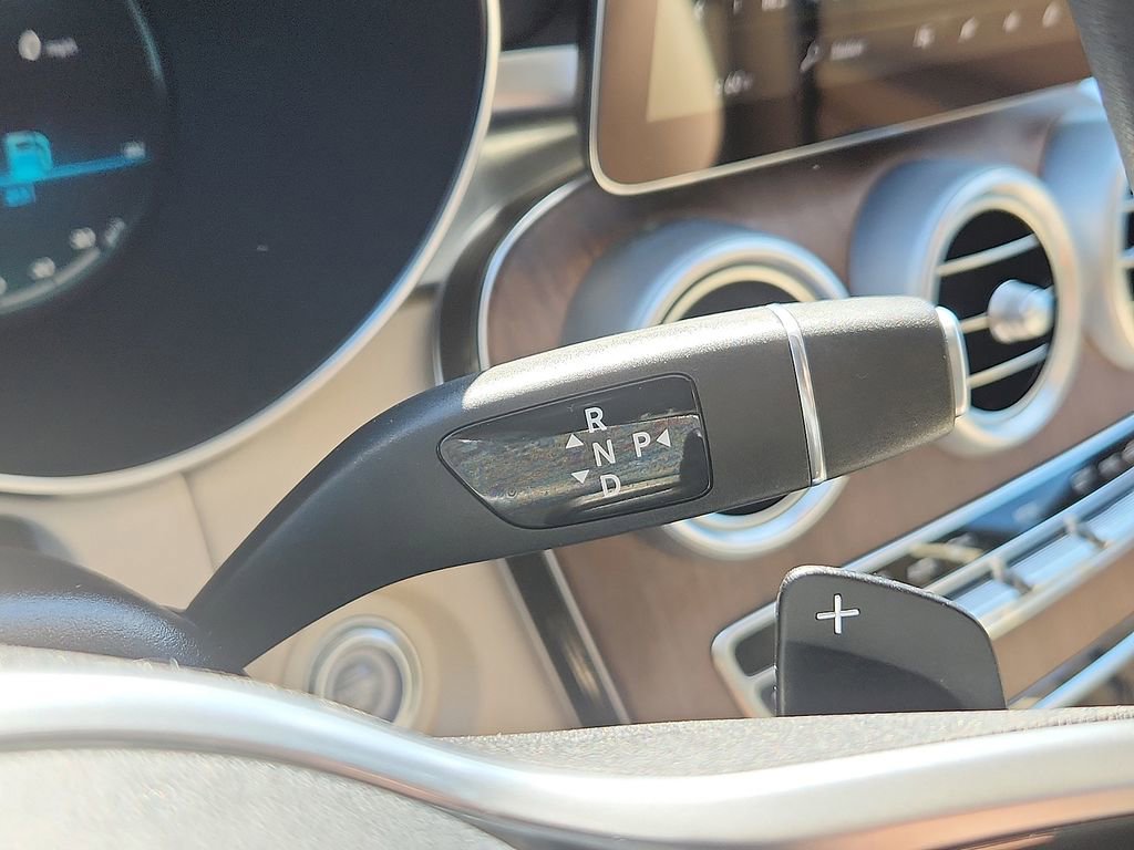 Used 2021 Mercedes-Benz GLC 300 4MATIC image 15