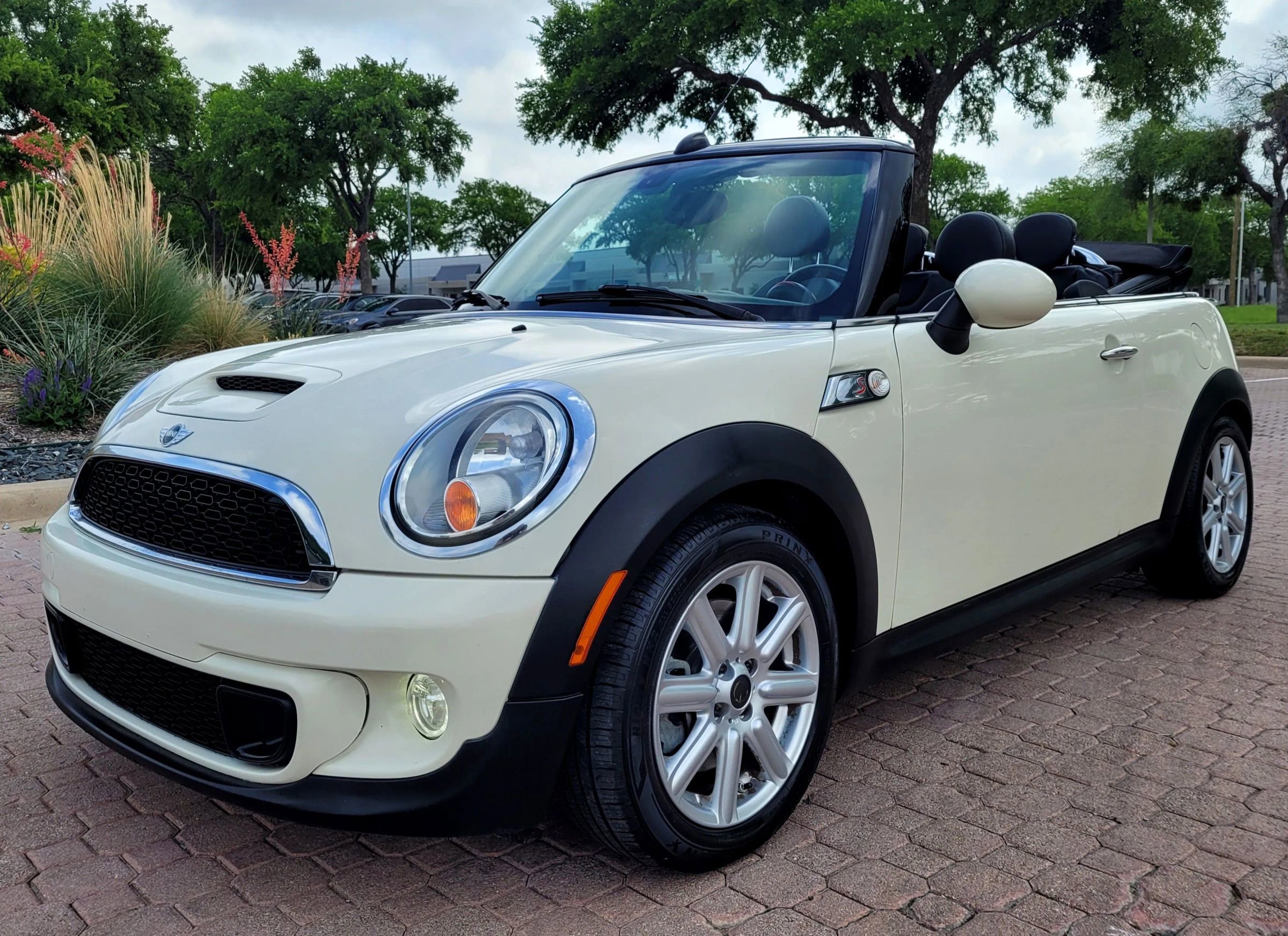 Used 2015 MINI Cooper S image 4