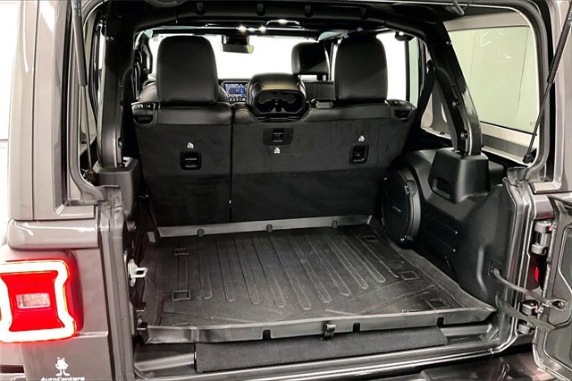 Used 2021 Jeep Wrangler Unlimited Sahara image 39