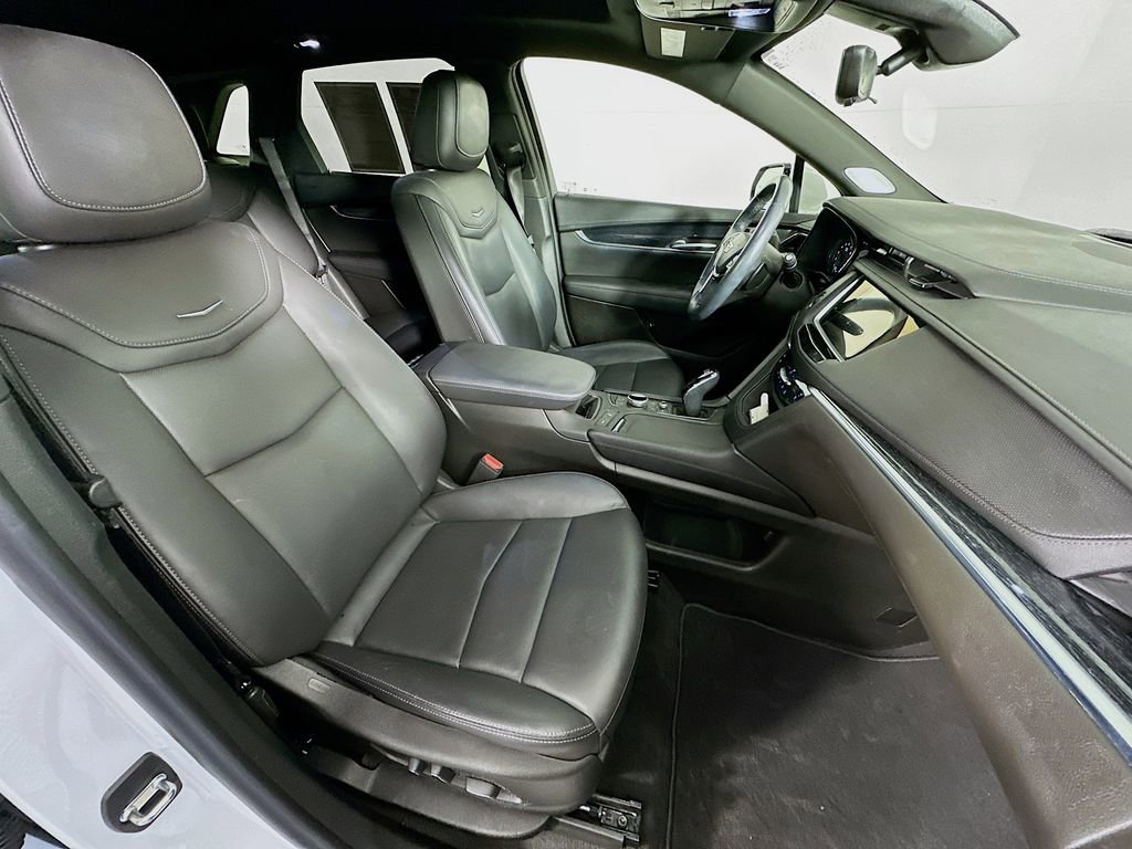 Used 2023 Cadillac XT5 Premium Luxury w/ Technology Package image 36