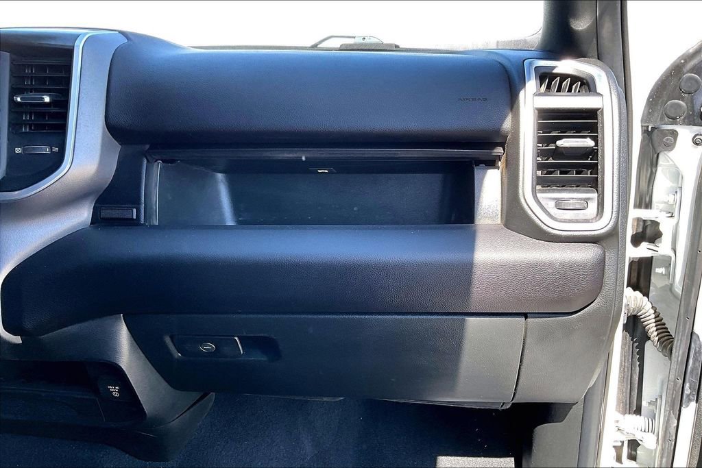 Certified 2023 RAM 3500 Big Horn w/ Safety Group AWD/4WD image 17