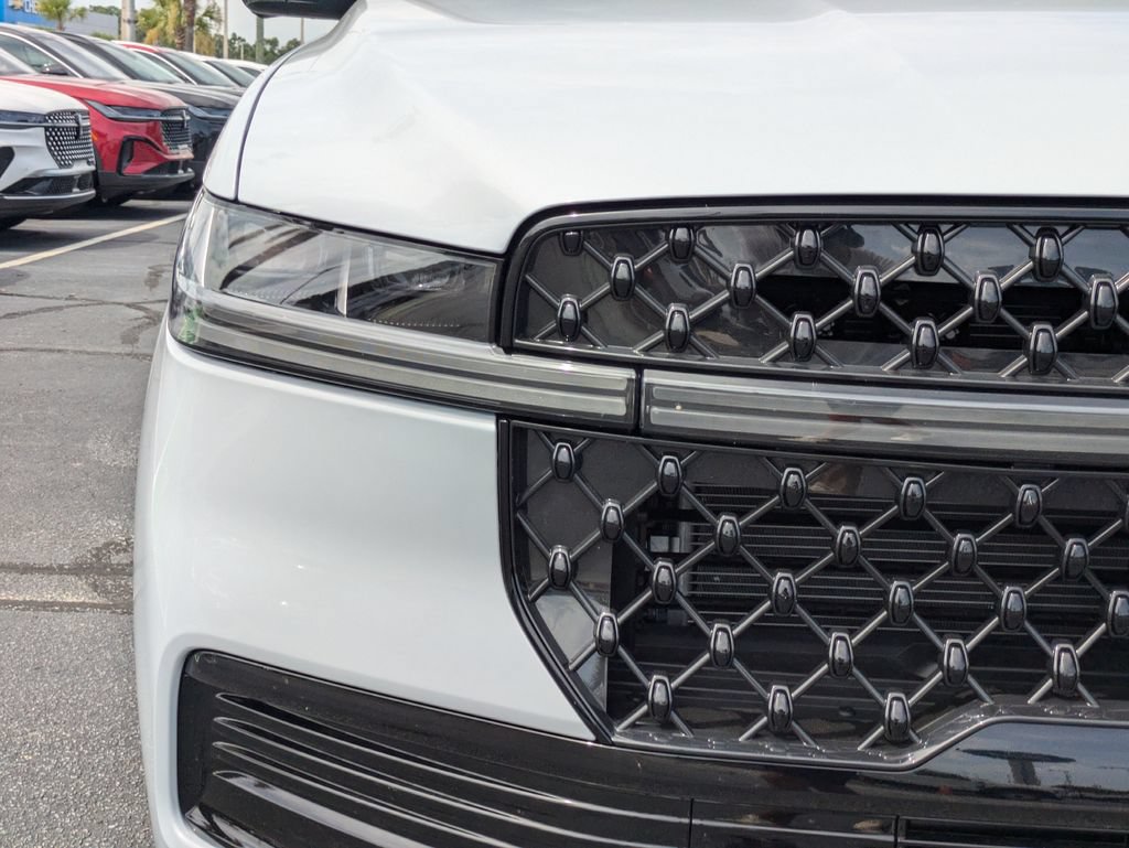 New 2026 Lincoln Navigator Black Label AWD/4WD image 10