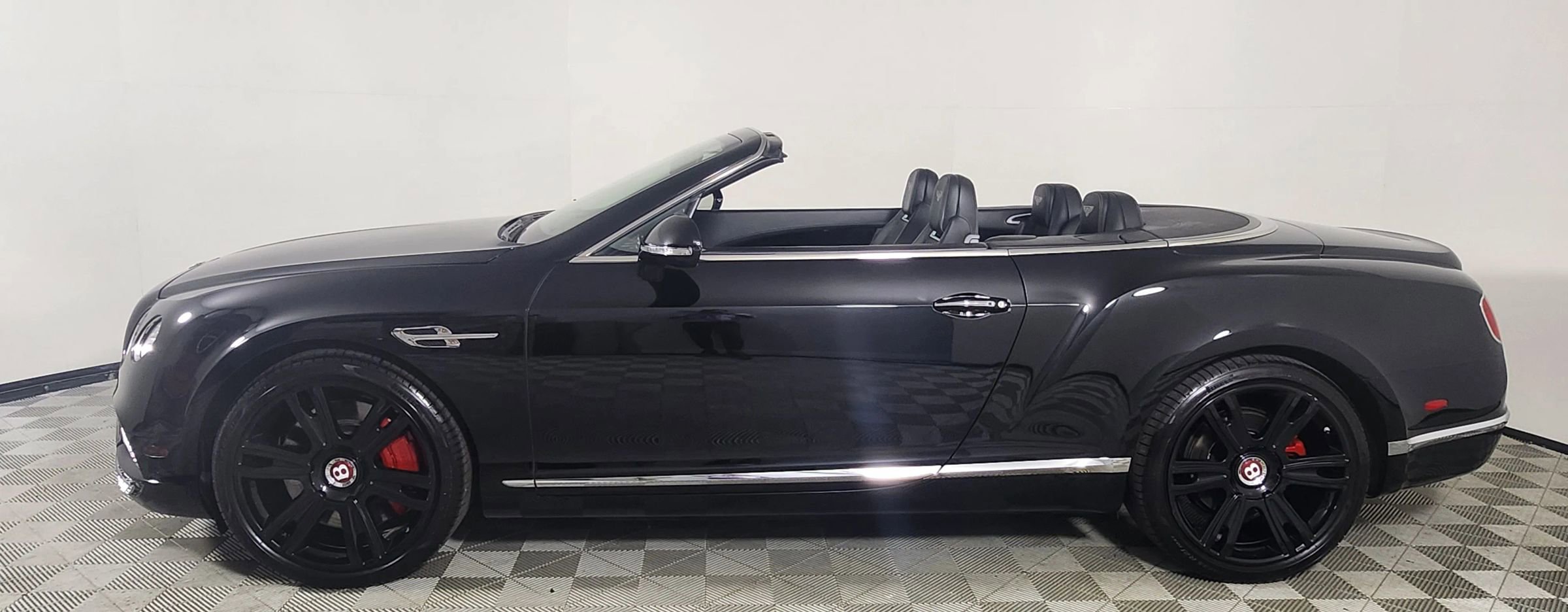 Used 2016 Bentley Continental GT image 9