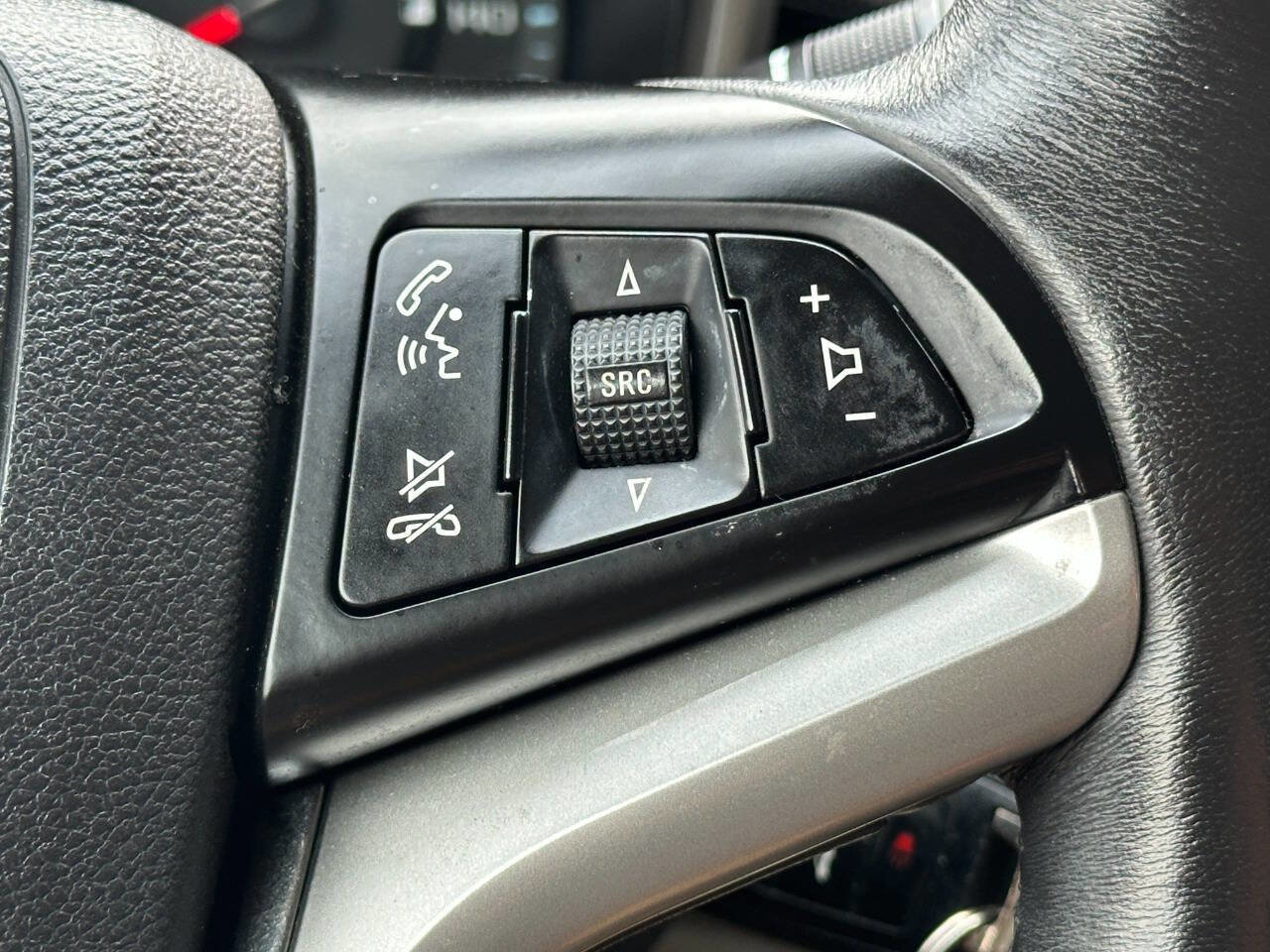 Used 2015 Chevrolet Malibu LT FWD image 29