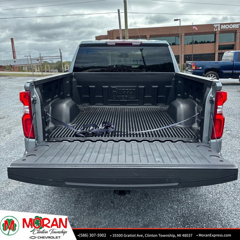 Used 2026 Chevrolet Silverado 1500 RST AWD/4WD image 19