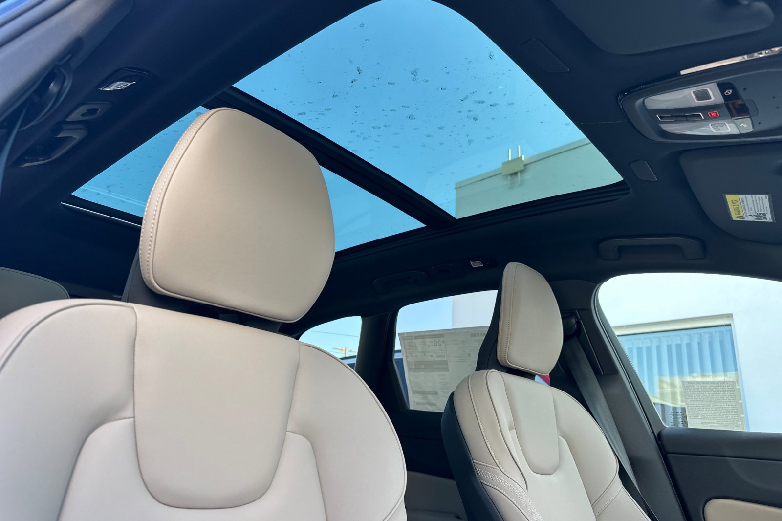 New 2026 Volvo XC60 B5 Plus w/ Climate Package image 14